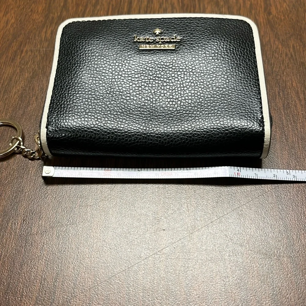 Kate Spade Dani zip up‎ wallet